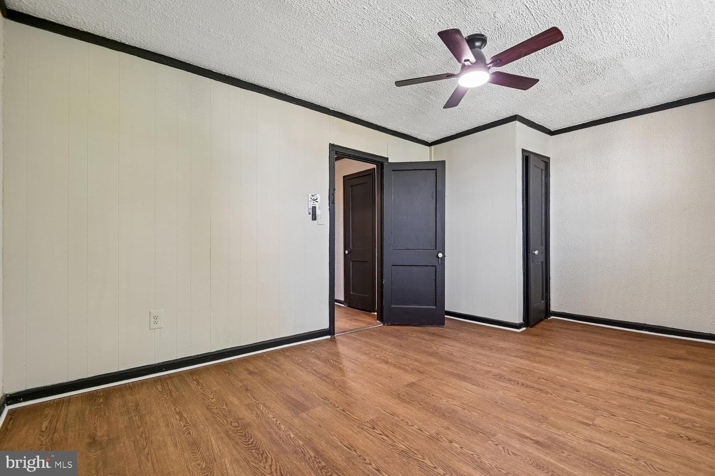 5105 Chalgrove Avenue photo 12