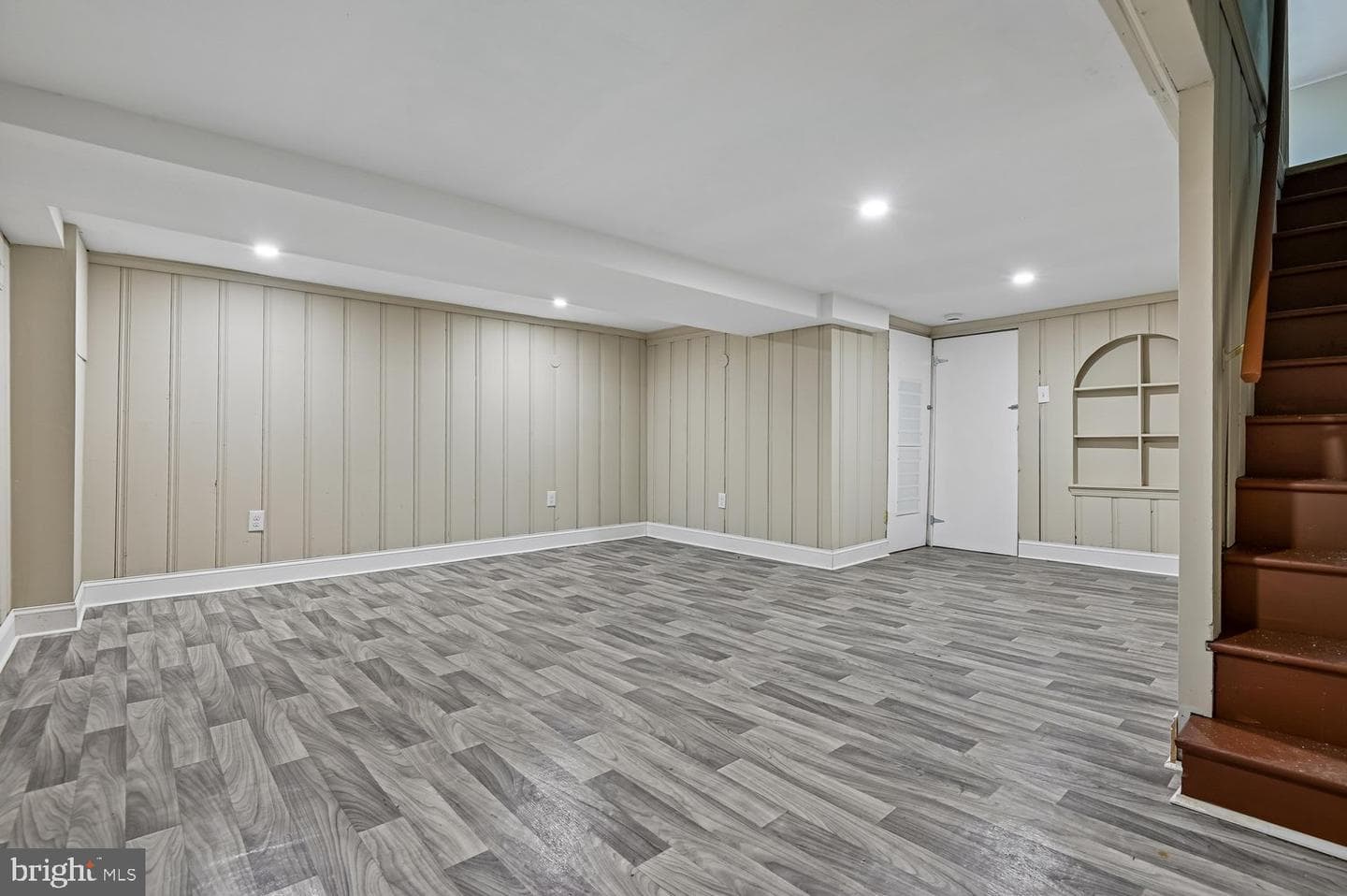 5105 Chalgrove Avenue photo 16