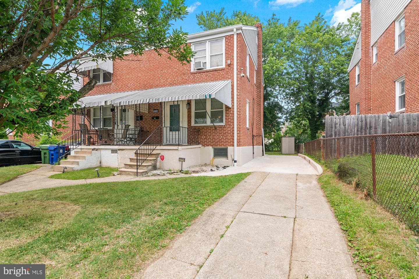 3234 E Northern Parkway photo 1