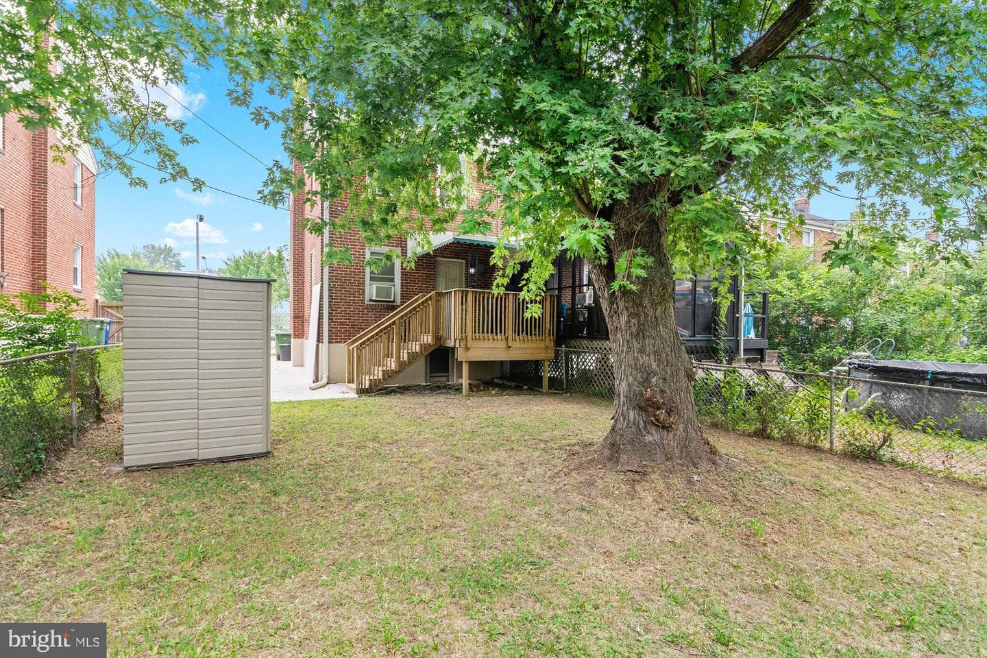 3234 E Northern Parkway photo 17