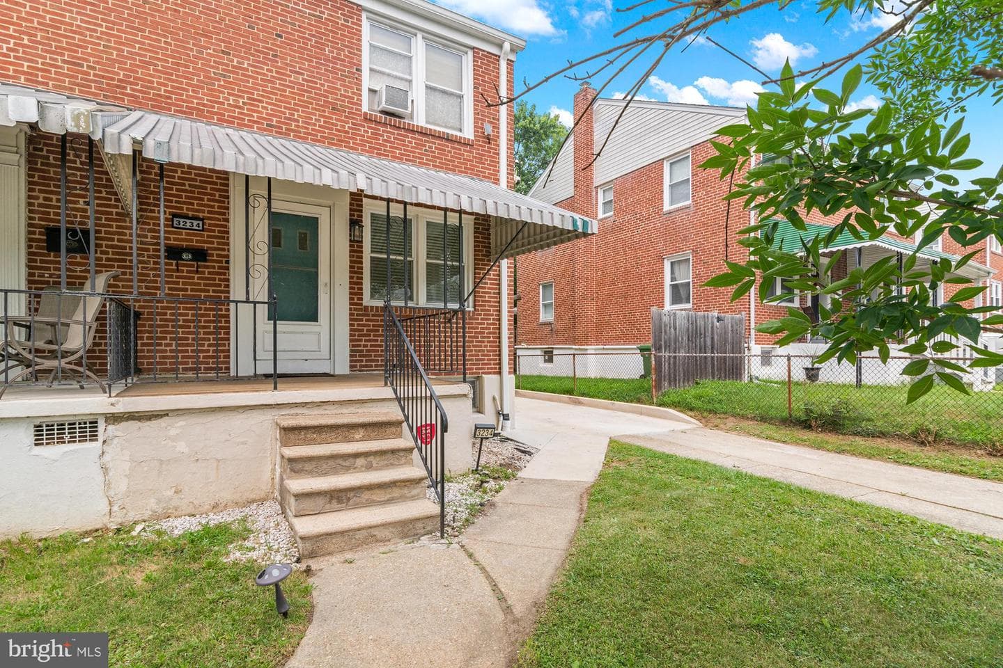 3234 E Northern Parkway photo 2