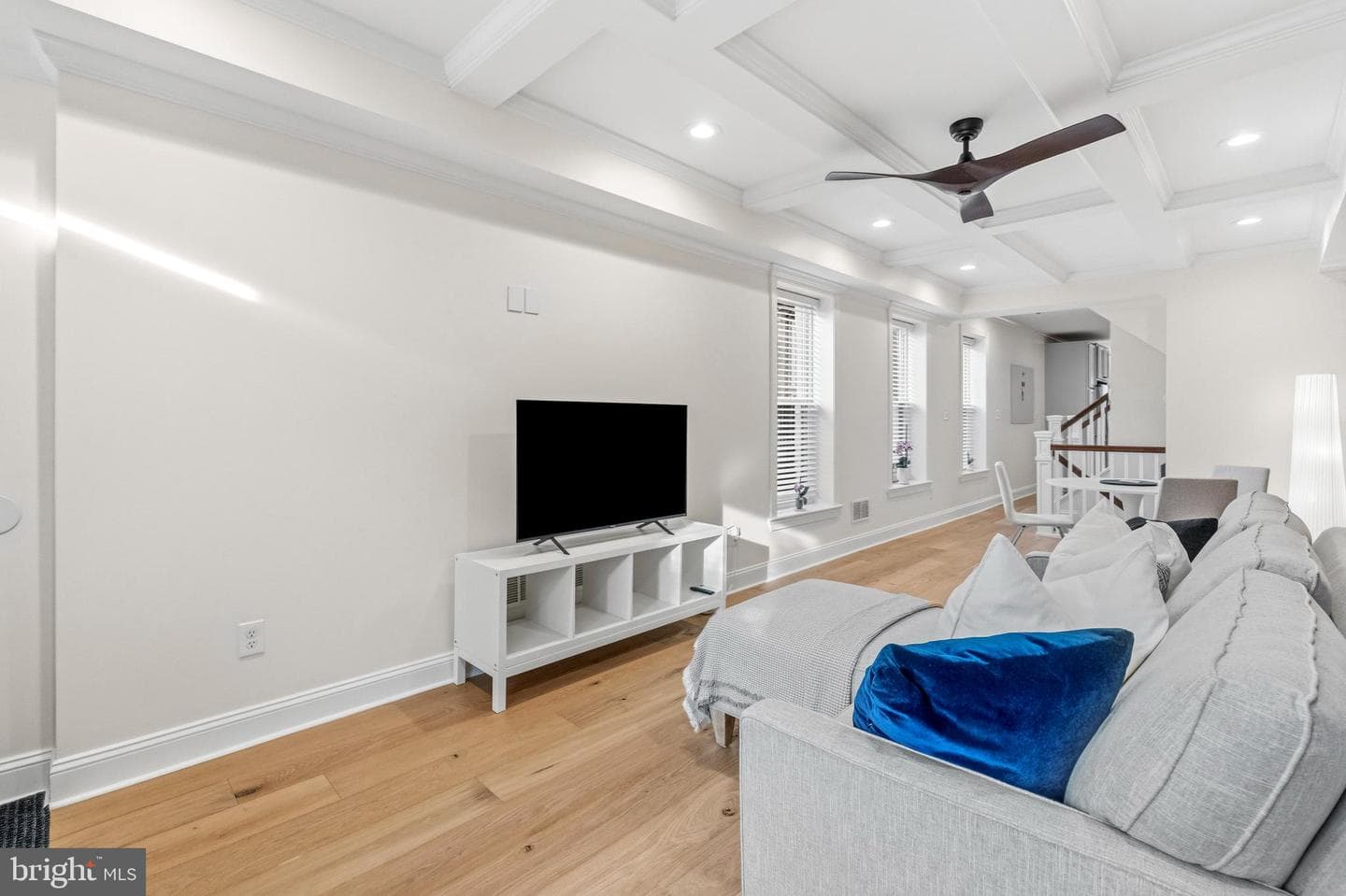 1452 Boyle Street photo 13