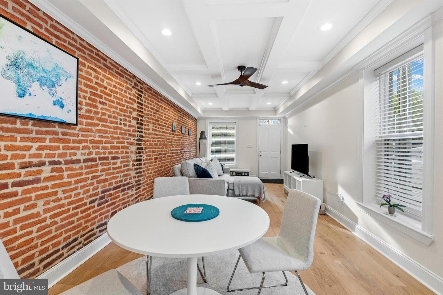 1452 Boyle Street photo 16