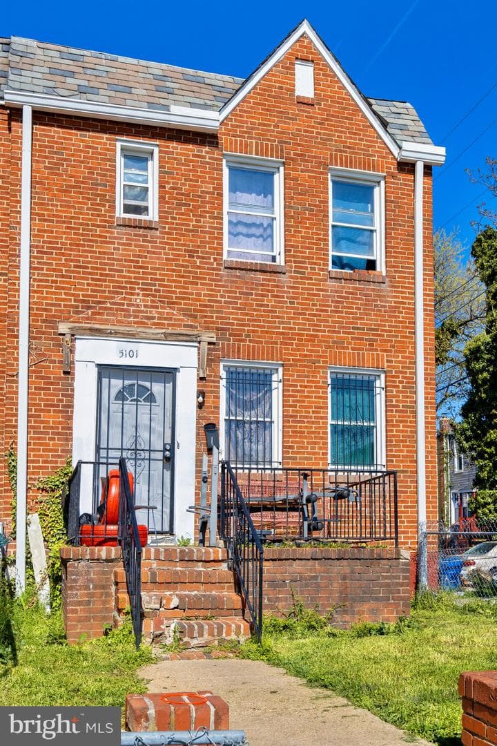 5101 Linden Heights Avenue photo 4