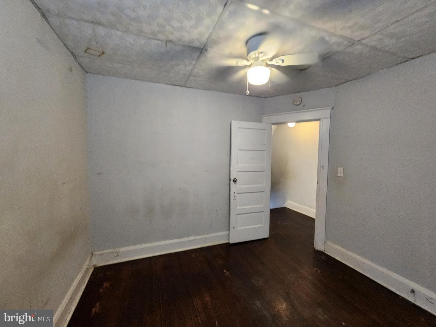 1506 E 29th Street photo 18