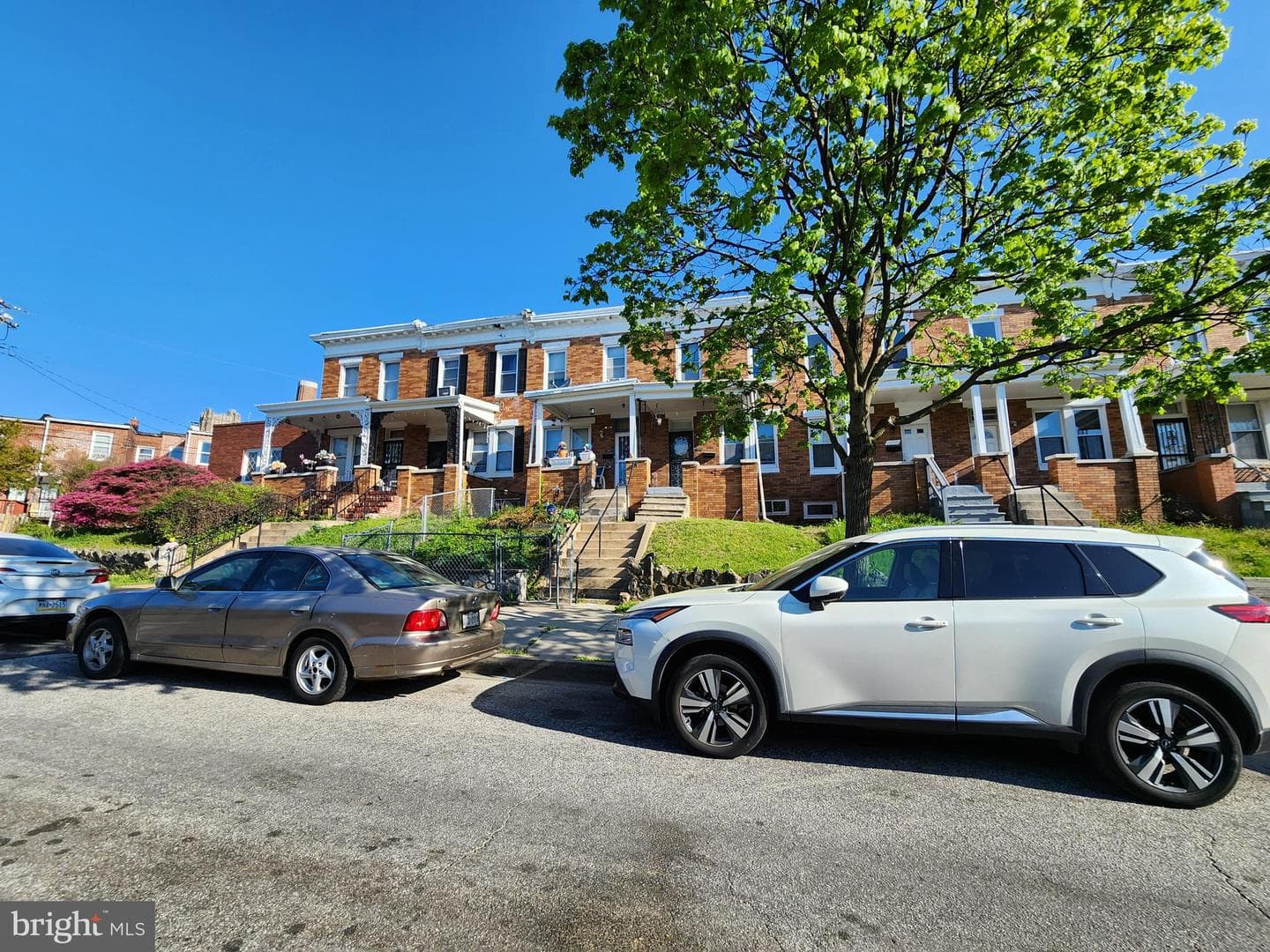 1506 E 29th Street photo 2