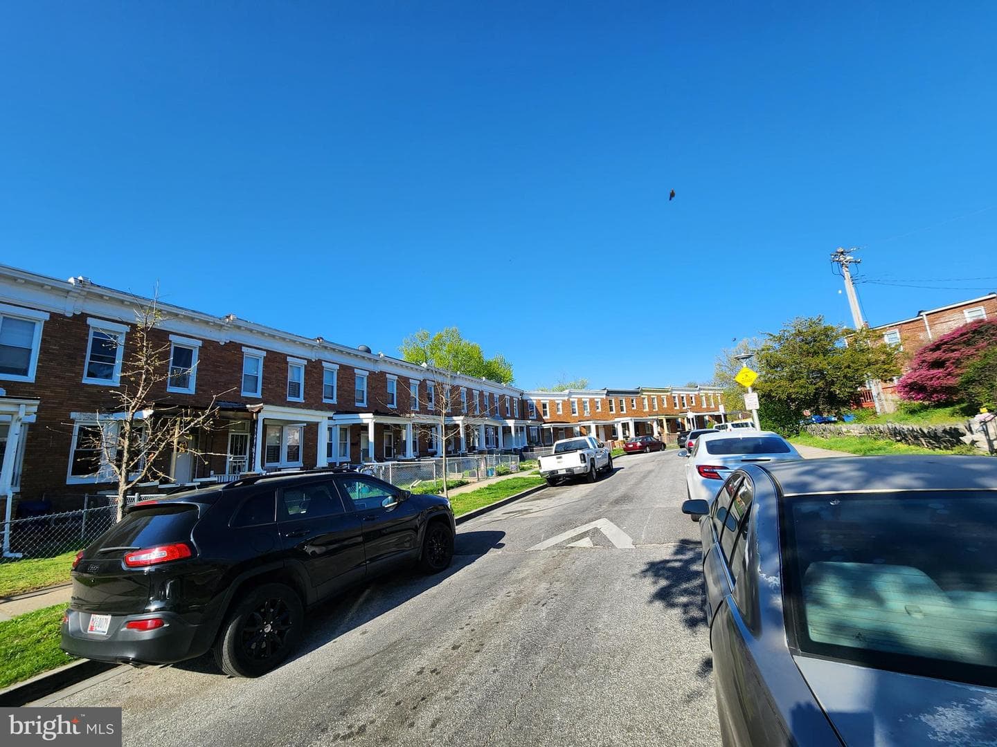 1506 E 29th Street photo 3