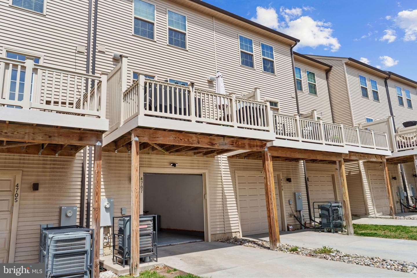 4707 Marlene Mews photo 45