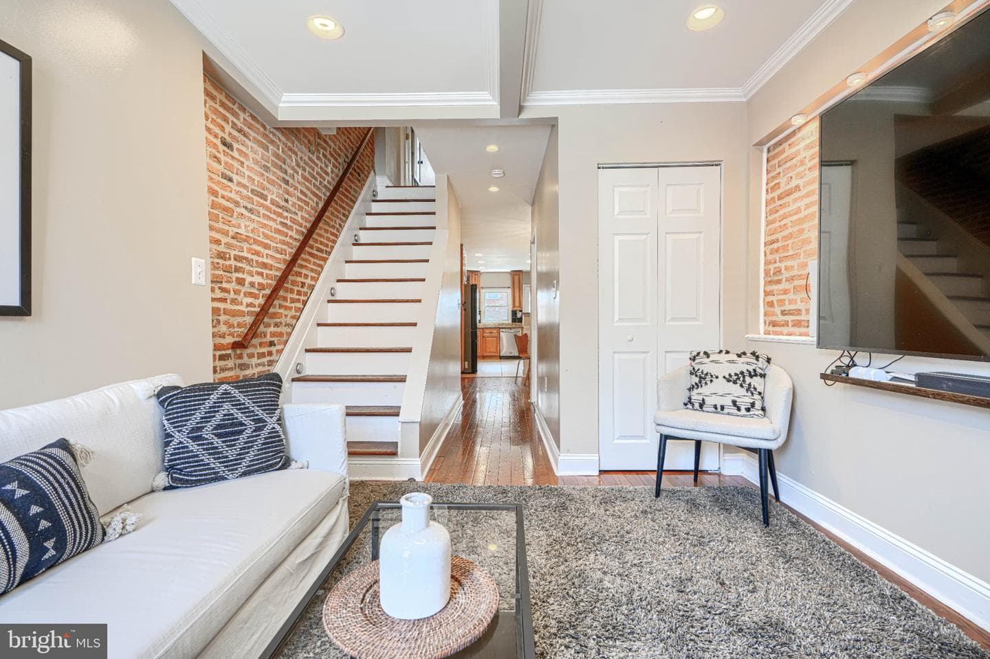 1411 Reynolds Street photo 3