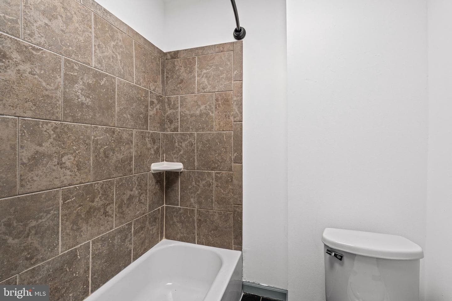 2611 E Hoffman Street photo 13