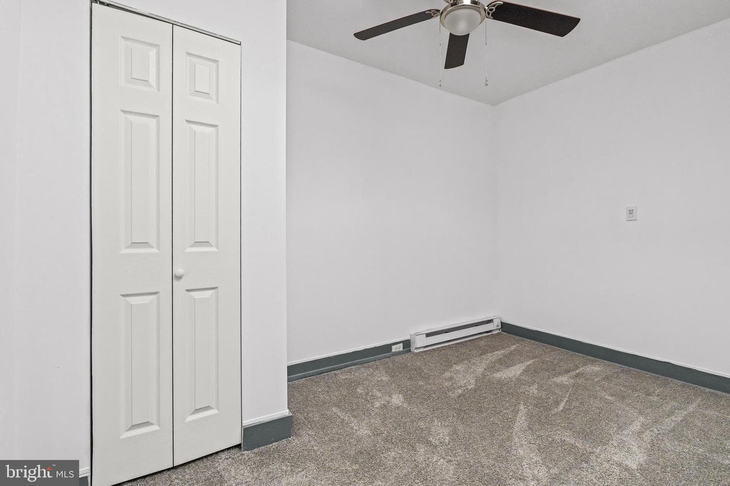 2611 E Hoffman Street photo 14