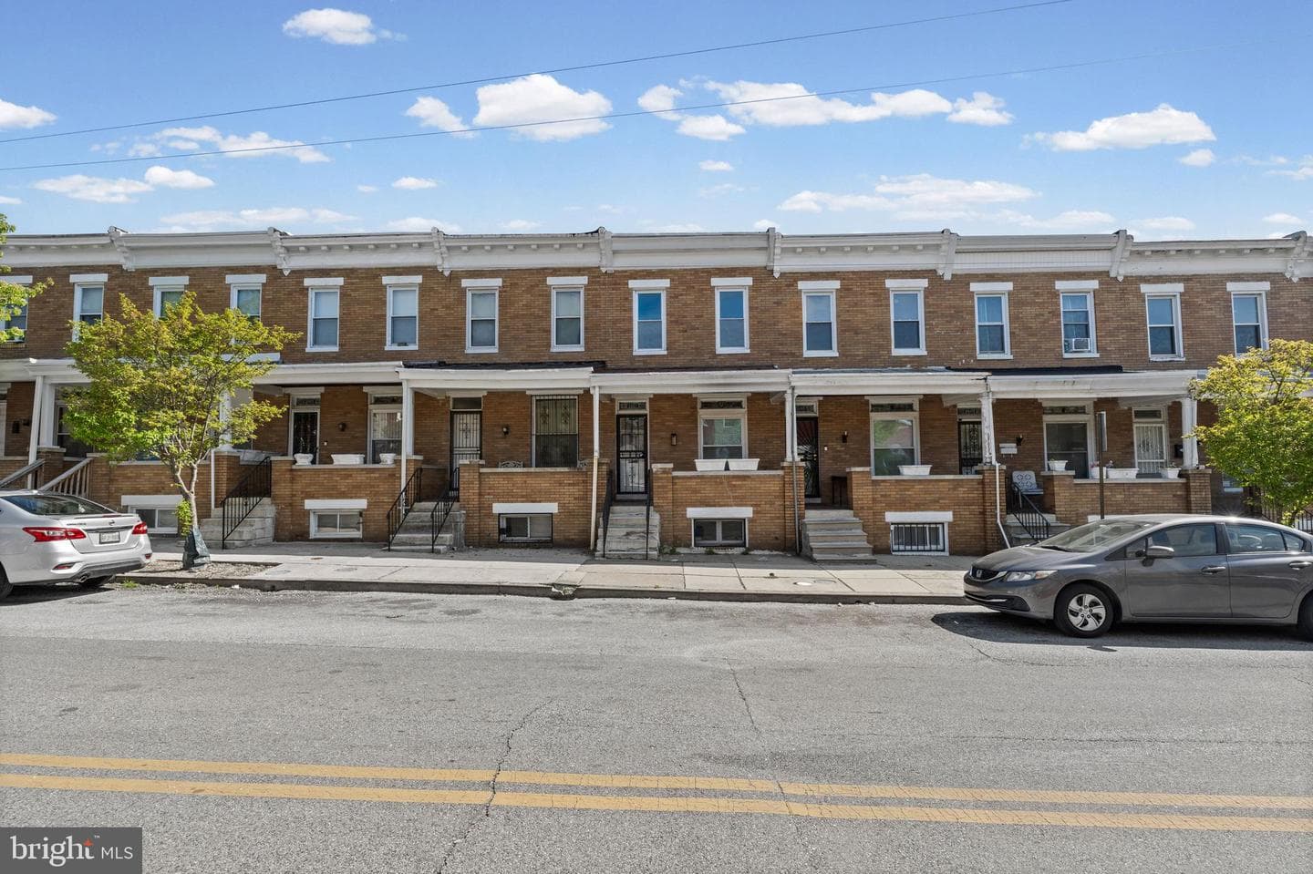 2611 E Hoffman Street, Baltimore
