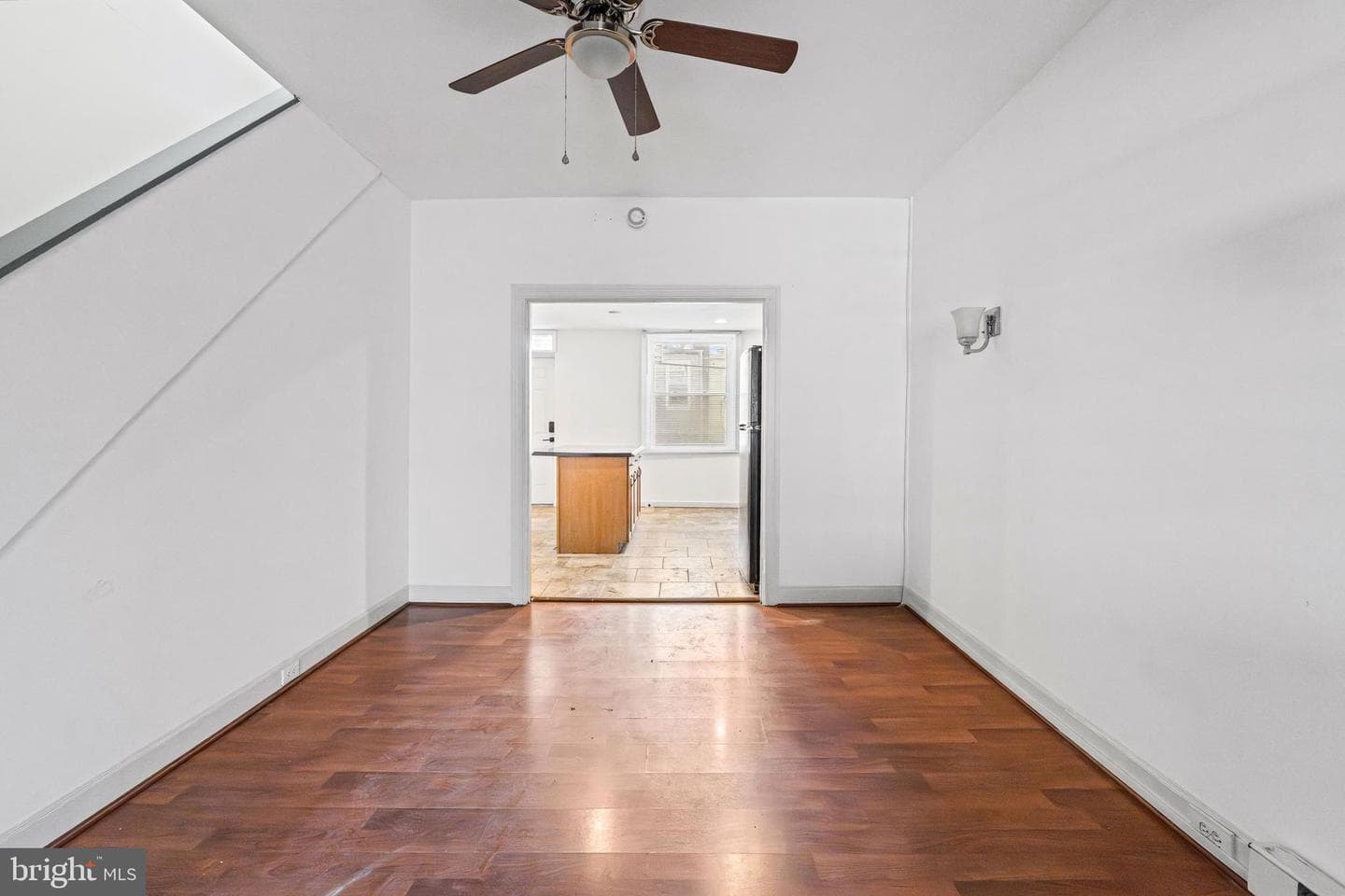 2611 E Hoffman Street photo 4