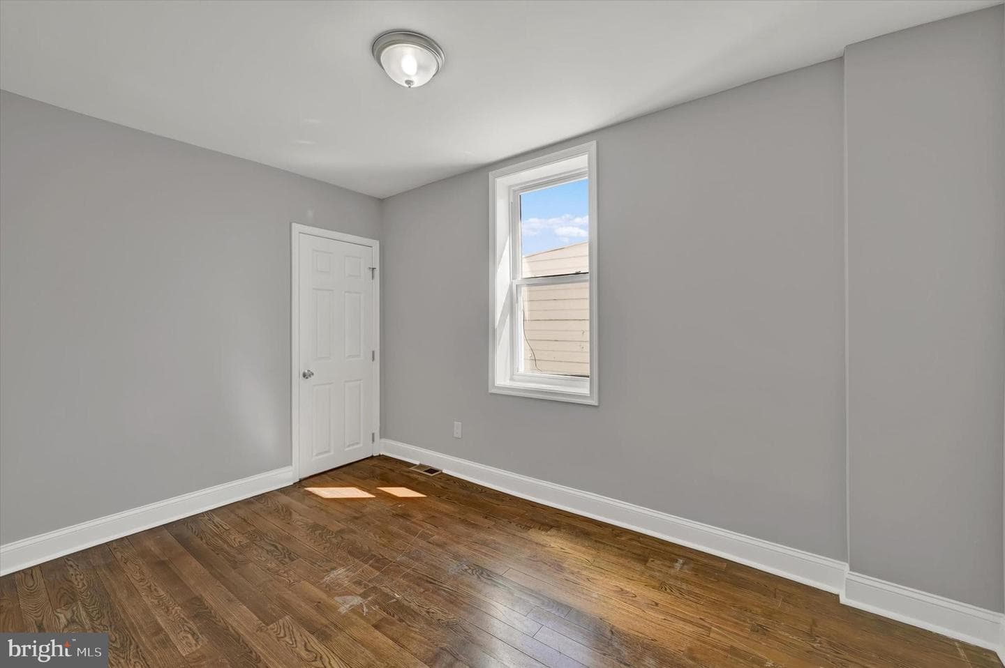 2423 Denison Street photo 15