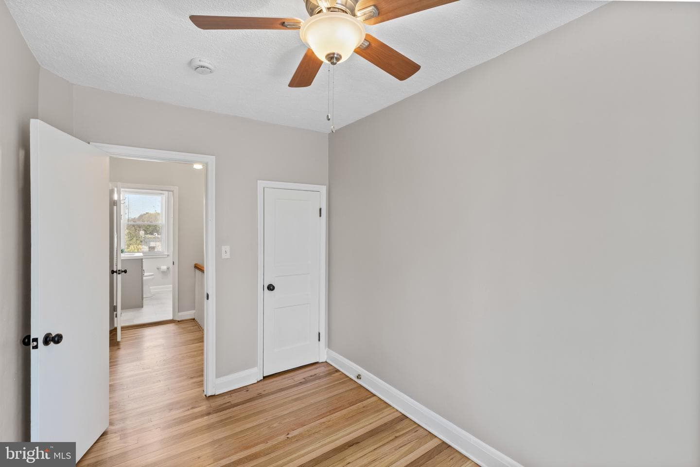 1115 Roland Heights Avenue photo 16