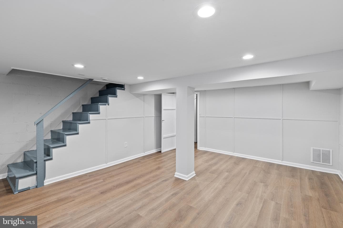 1115 Roland Heights Avenue photo 18