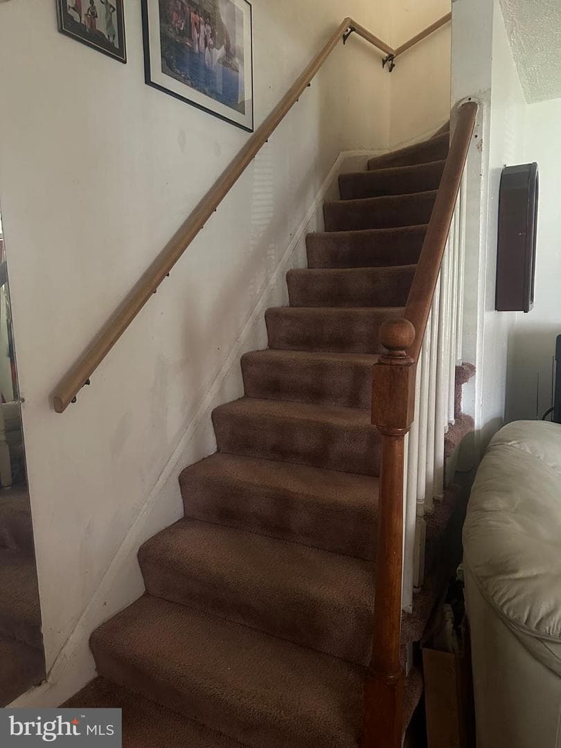 1015 Mount Holly Street photo 3