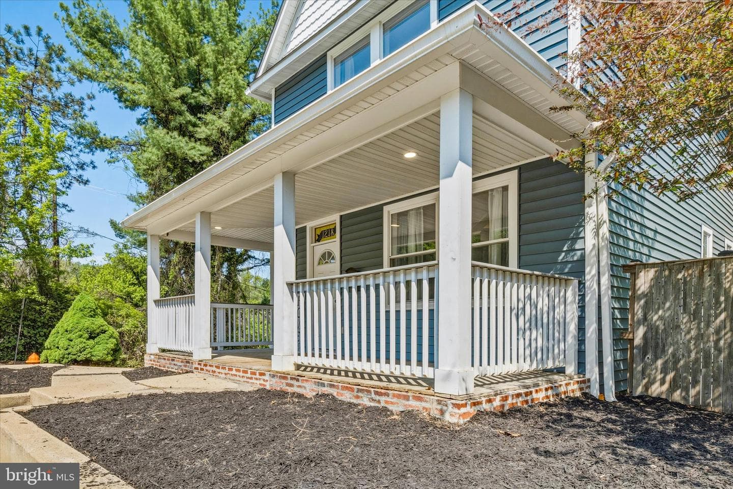 1218 W Northern Parkway photo 3