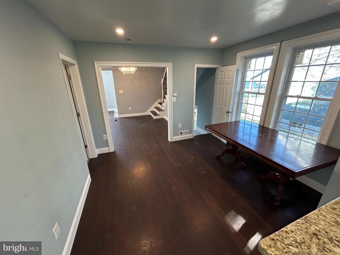 6528 Parnell Avenue photo 11
