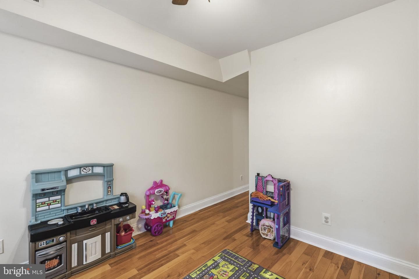 1344 Towson Street photo 18