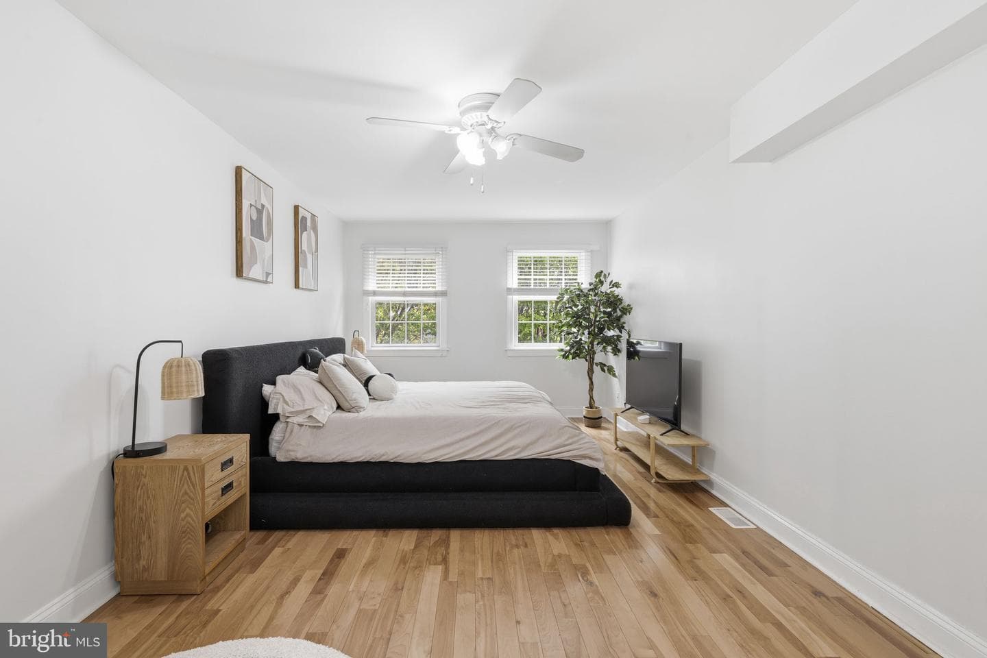 1344 Towson Street photo 4