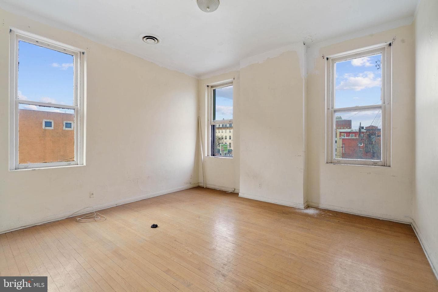 928 N Charles Street photo 24