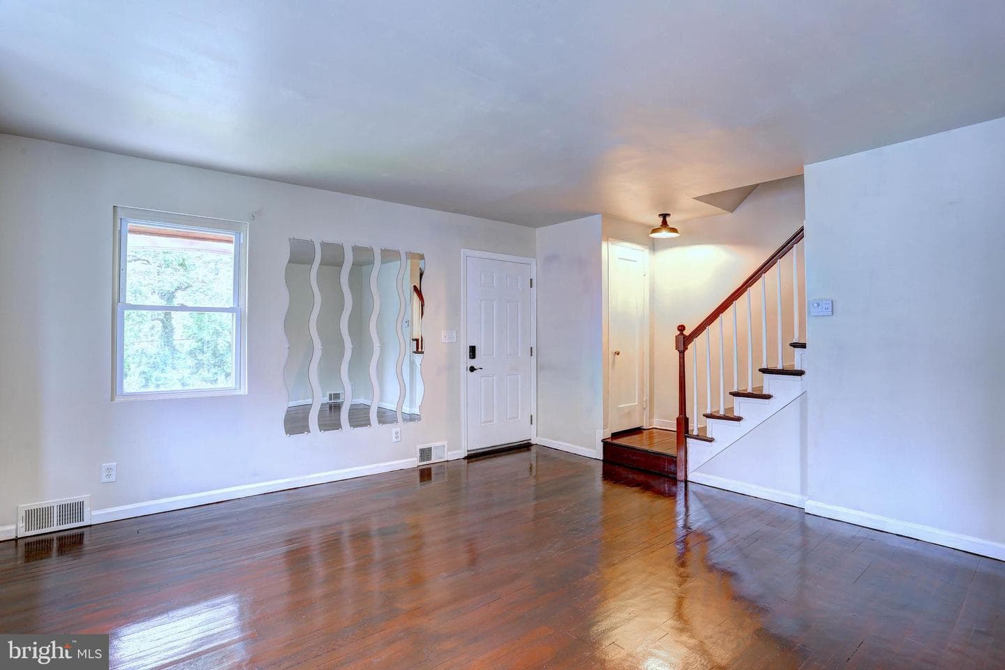 1550 Pentwood Road photo 9