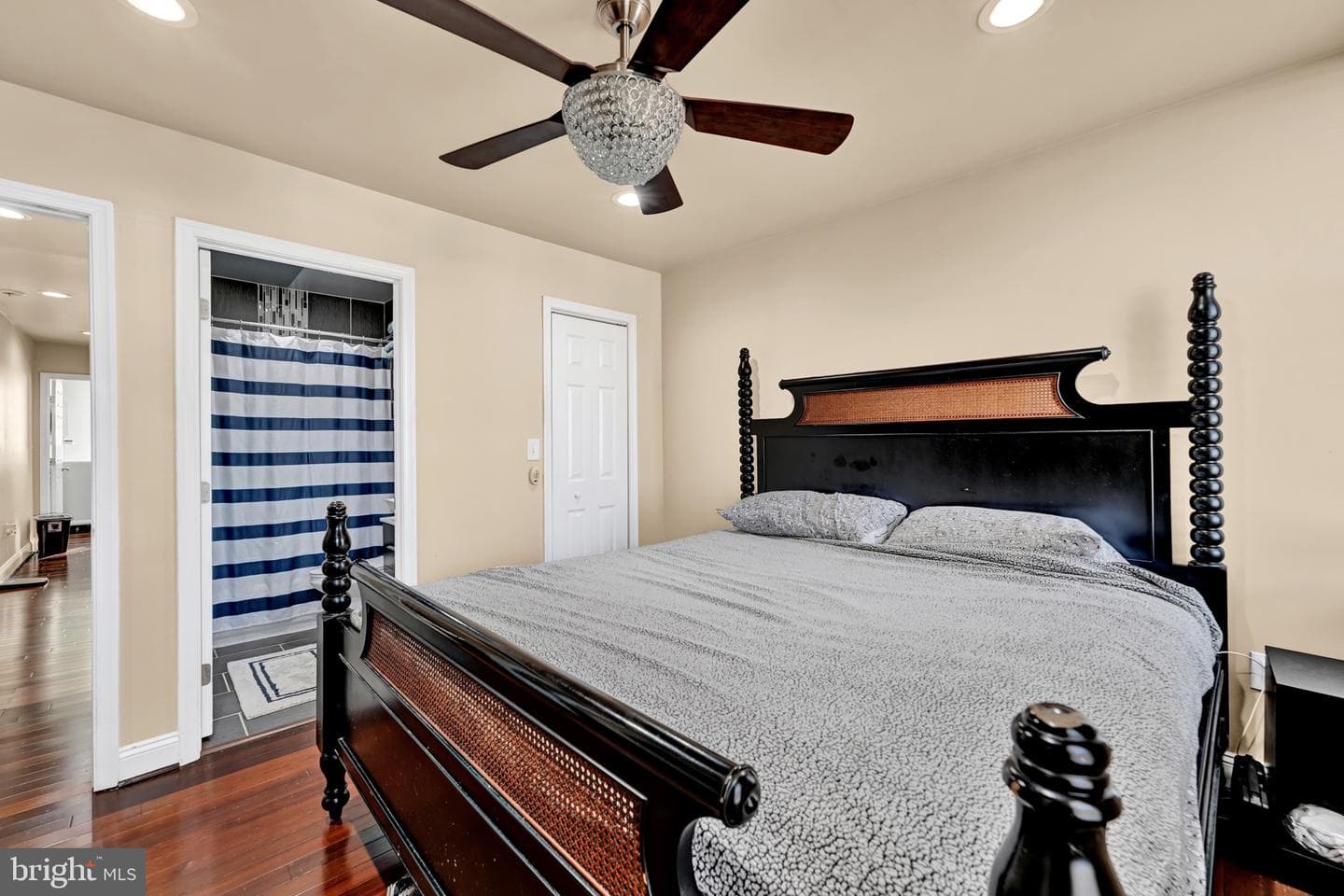 1401 E Lanvale Street photo 9