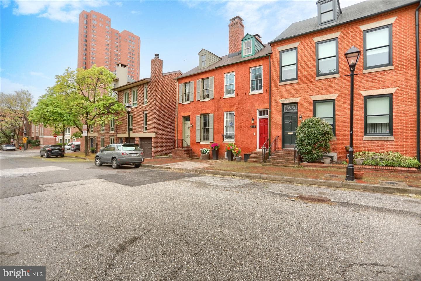 111 Barre Street W photo 33