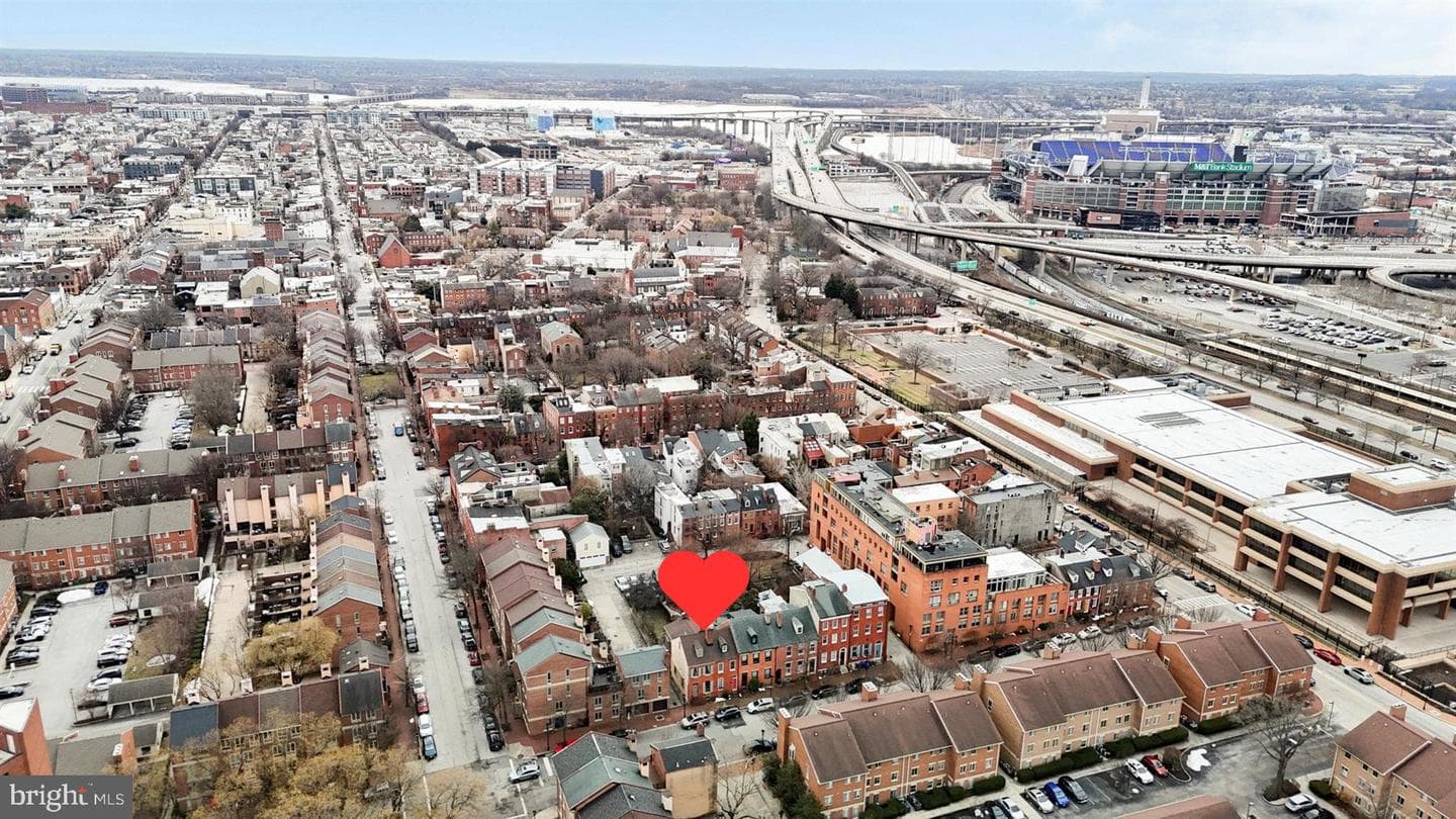111 Barre Street W photo 50