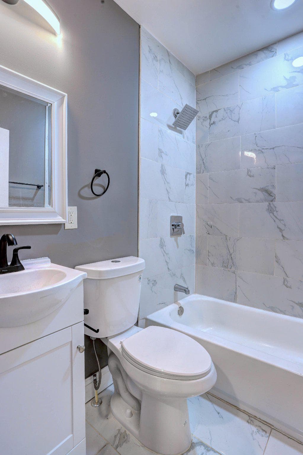 2718 Mura Street photo 14