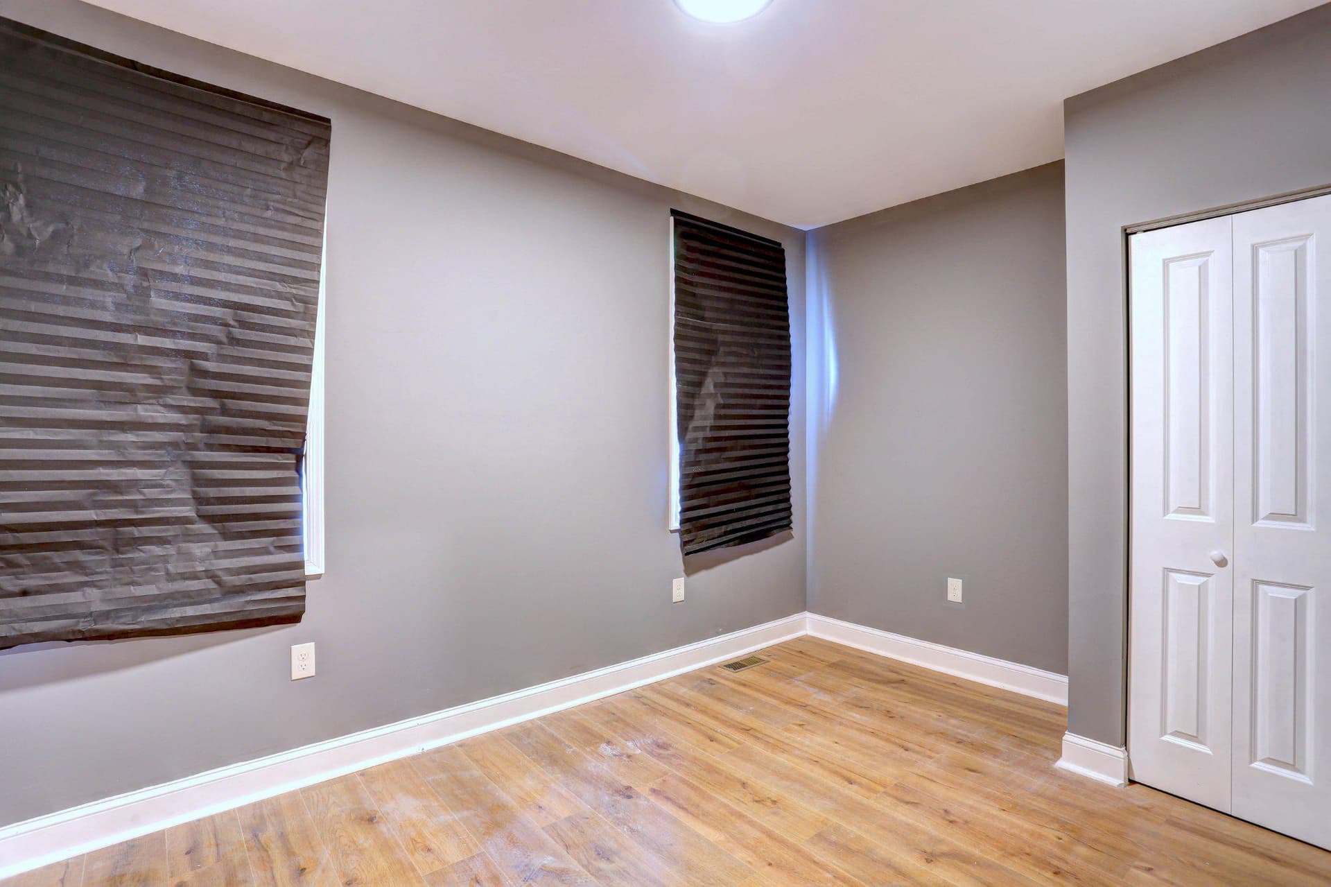 2718 Mura Street photo 16