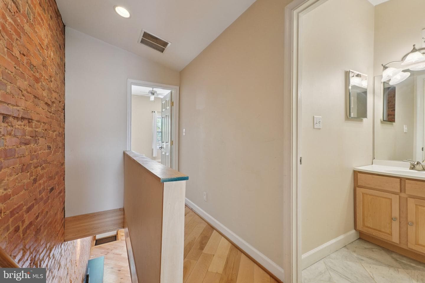 341 S Macon Street photo 16
