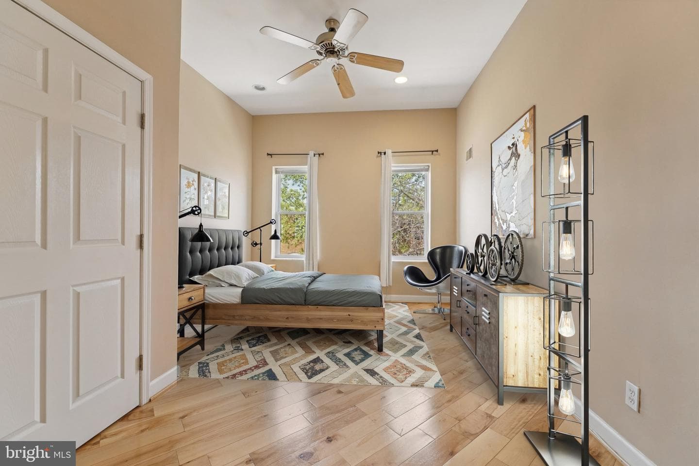 341 S Macon Street photo 18