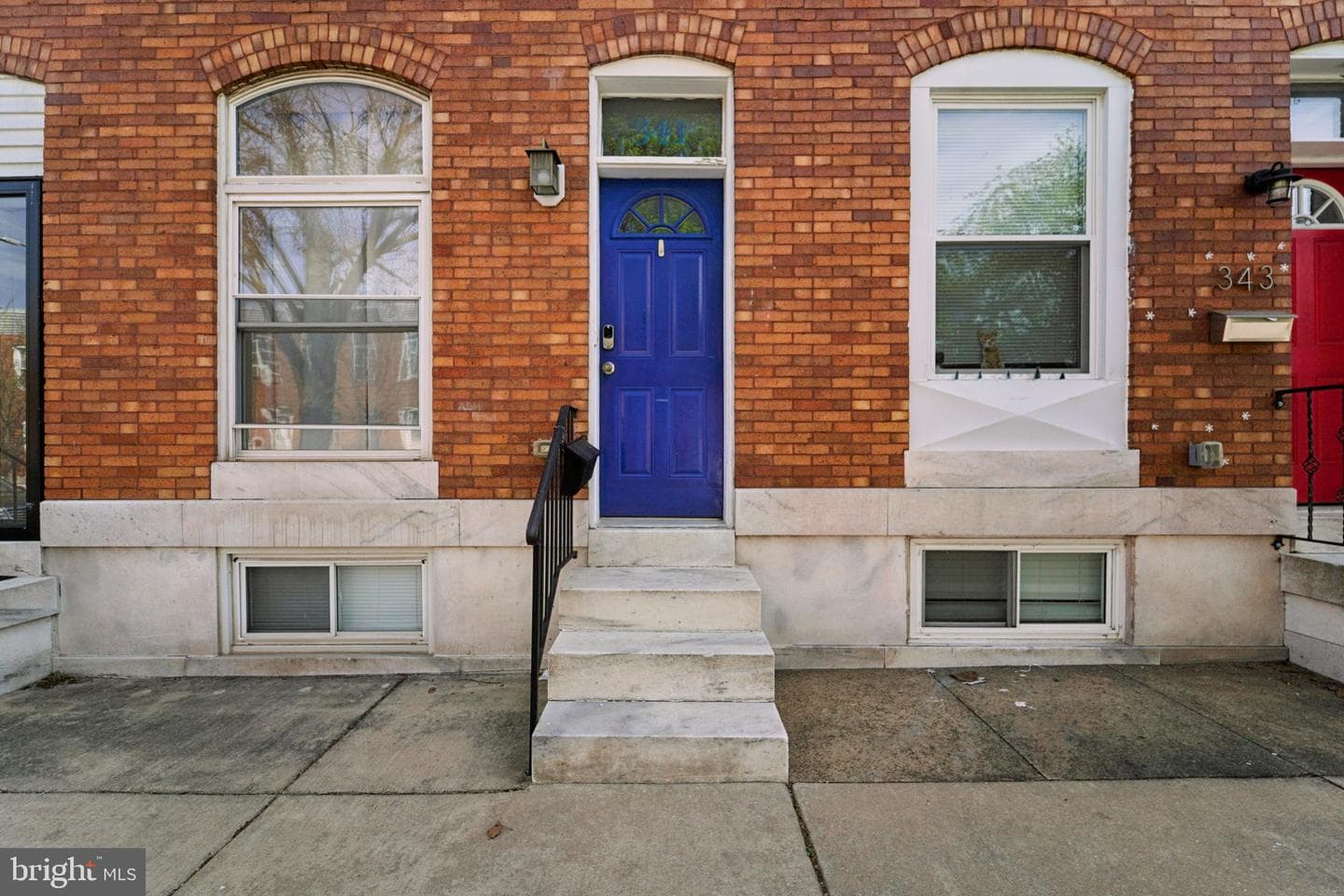 341 S Macon Street photo 2