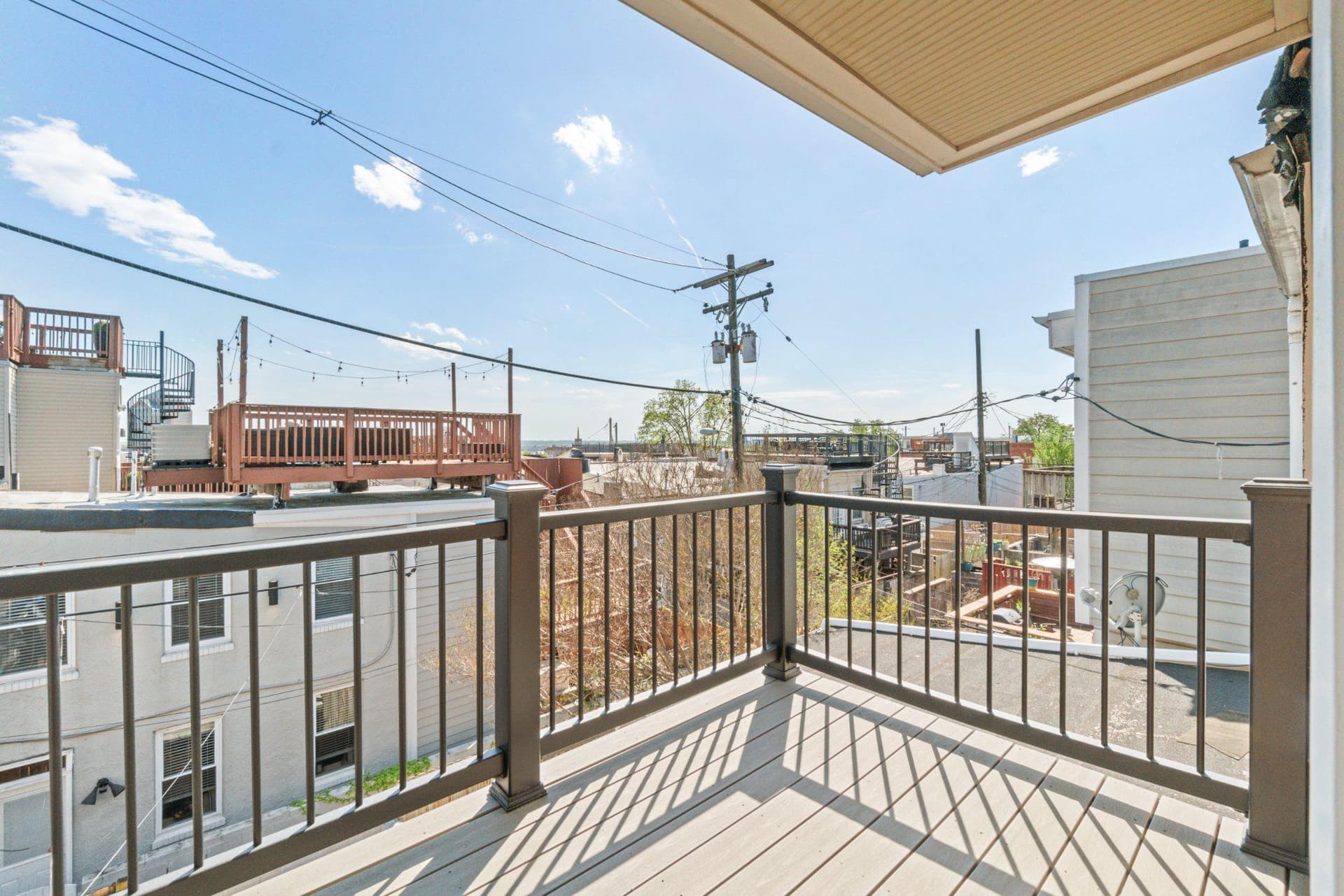 3323 Foster Avenue photo 15