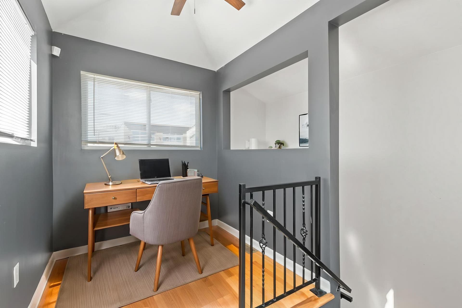 3323 Foster Avenue photo 17