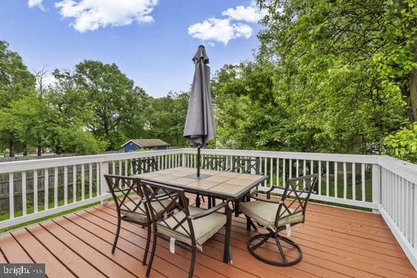 4803 Burland Avenue photo 32