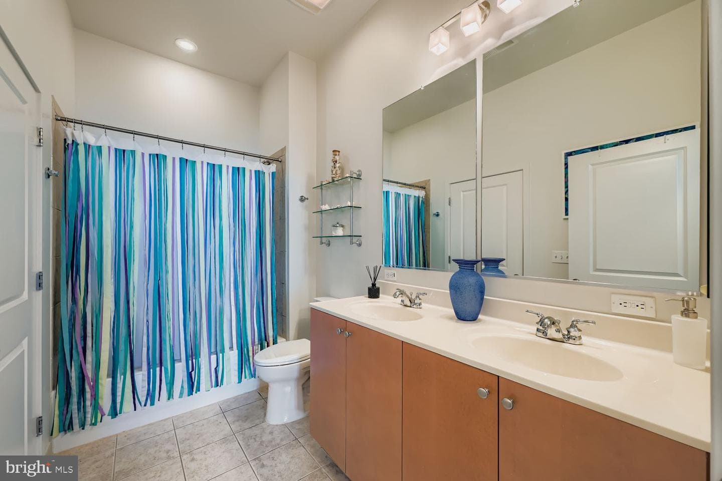 1209 N Charles Street #404 photo 18
