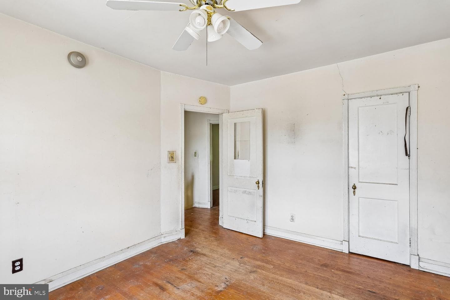 3224 Belmont Avenue photo 16