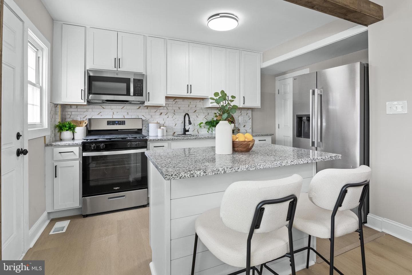 5907 Leith Walk photo 13