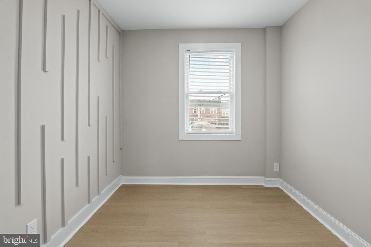 5907 Leith Walk photo 29