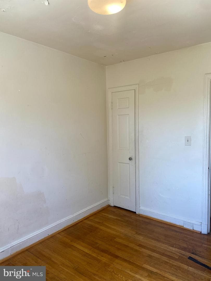 5307 Walther Avenue photo 3
