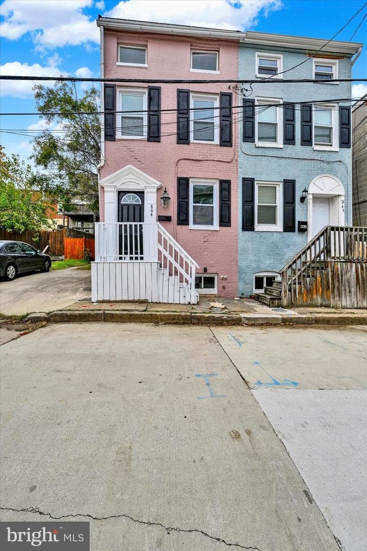 864 Lemmon Street photo 18