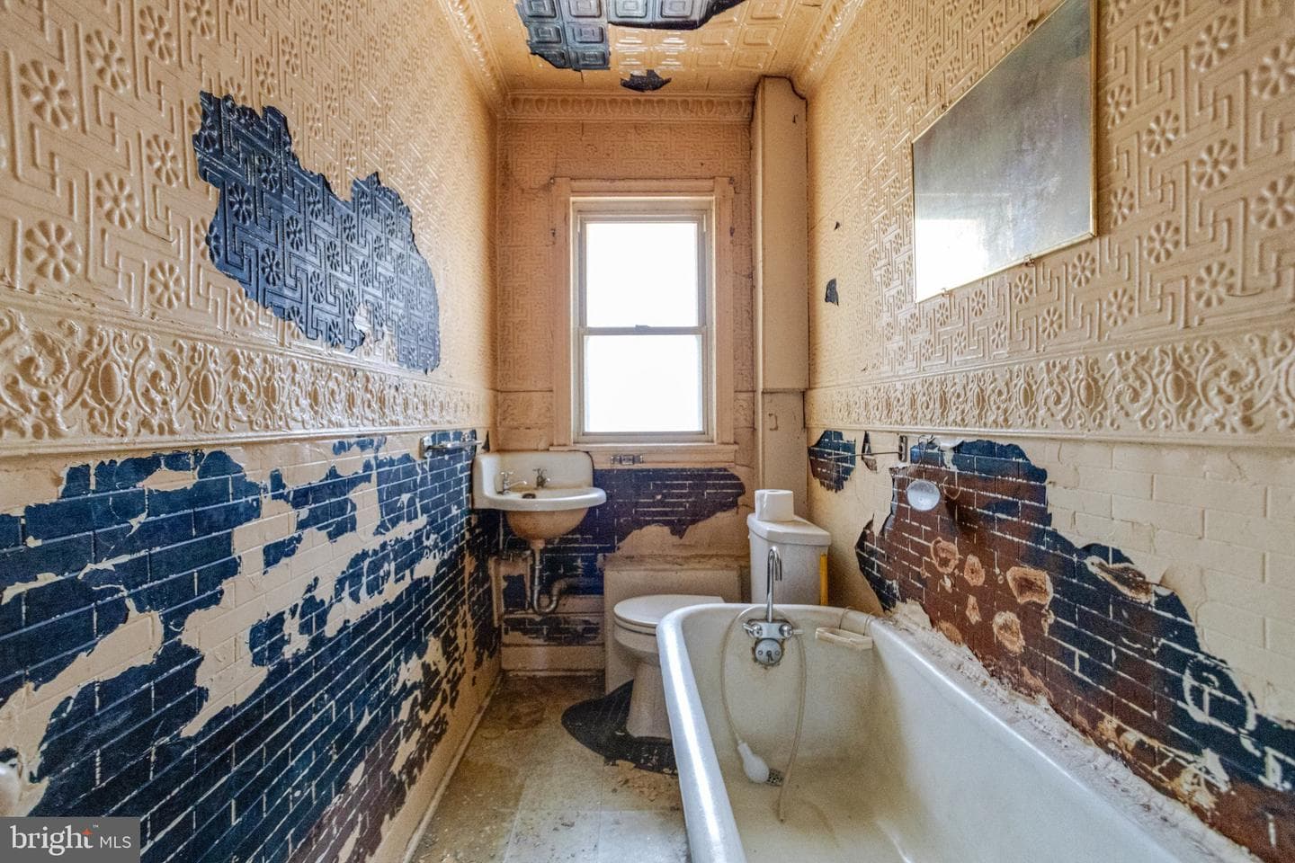 38 S Curley Street photo 36