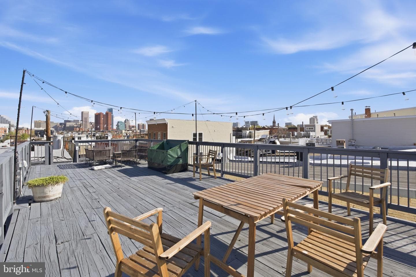 116 W Clement Street photo 30