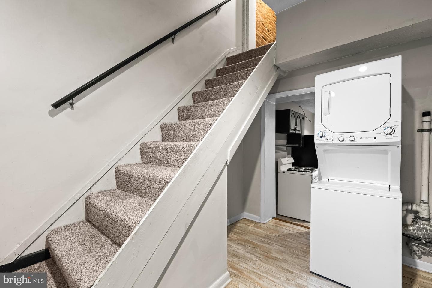 2214 Fleet Street photo 11