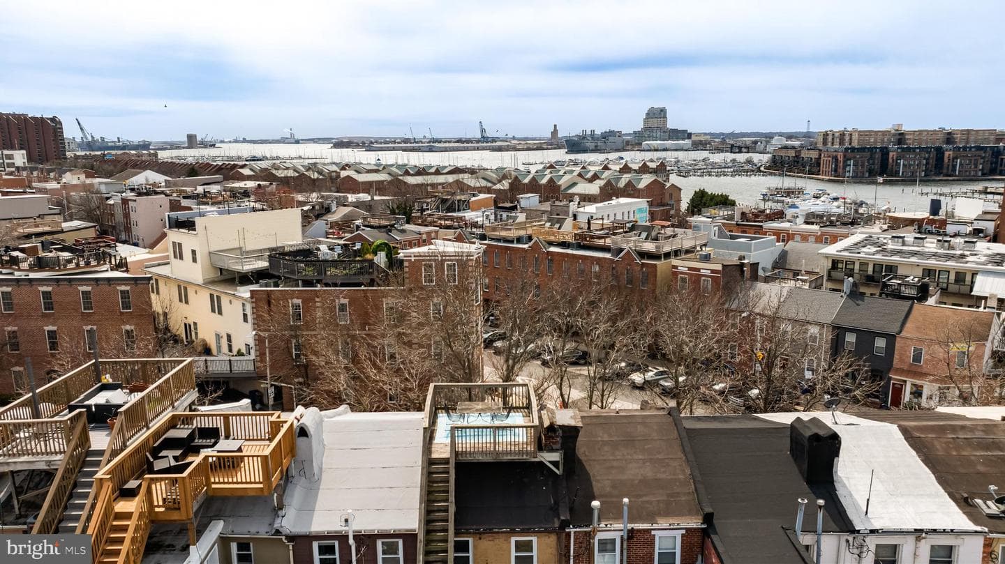 2214 Fleet Street photo 29
