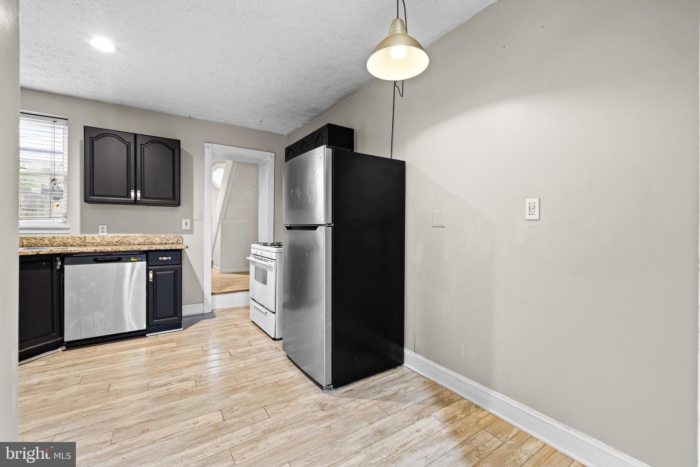 2214 Fleet Street photo 7