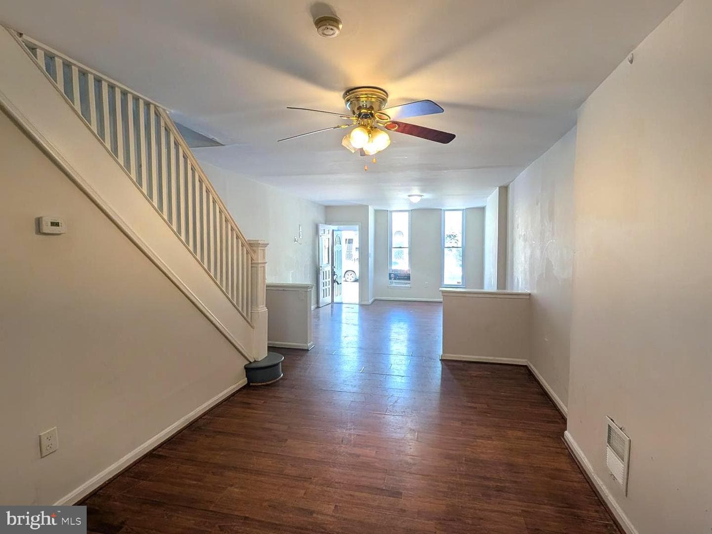 2541 W Baltimore Street photo 3